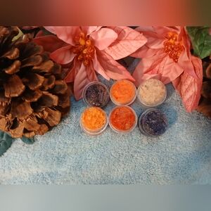 NWT Handcrafted All Natural Aromatherapy Essential Oils Body Scrubs Sample 6 Pk.